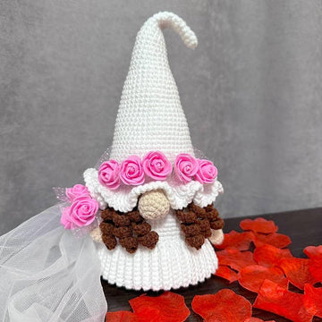 Gnome bride