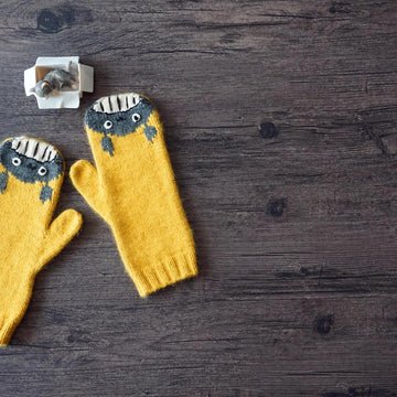 Totoro Mittens