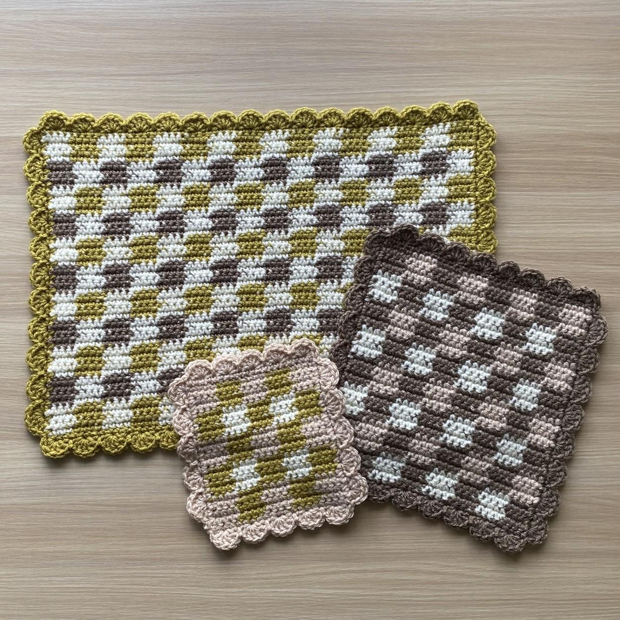 Checked Mat