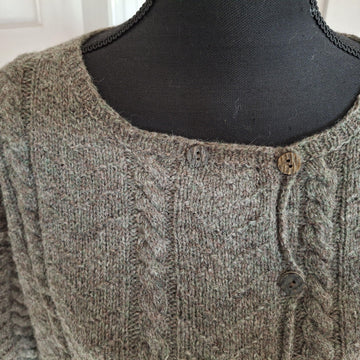 SKELBO, cardigan in Shetland wool