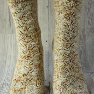 Susurration socks