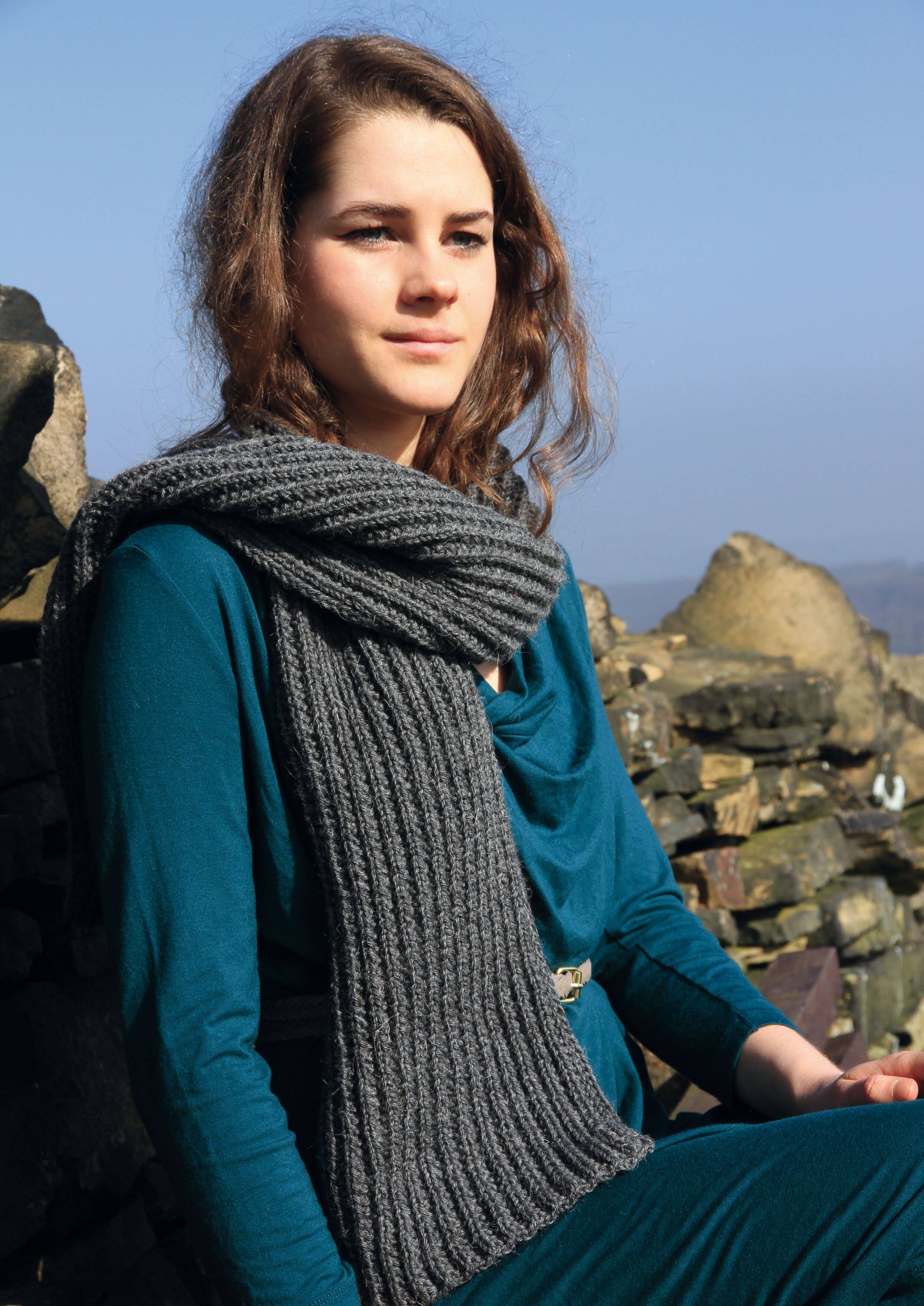 Rhede Scarf in Rowan Pure Wool Worsted - Downloadable PDF