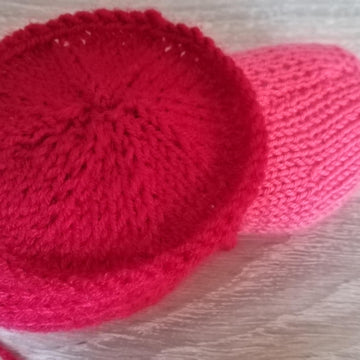 Toy knitting pattern Sebastian crab