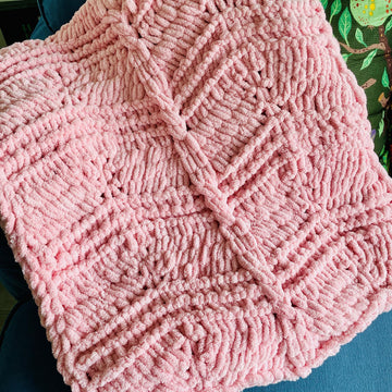Cable-Tied Ripple Blanket