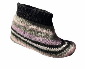 Multicolor Slippers in Straight Needles