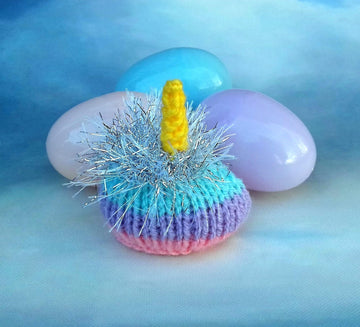 Unicorn Egg (hatching) - Creme Egg Cover