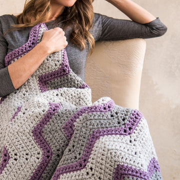 Bulky Vintage Chevron Throw