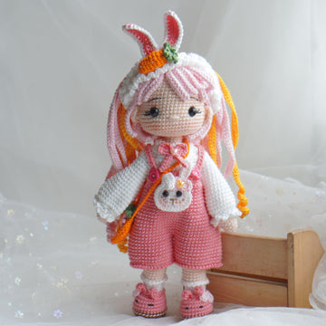 MOCHI doll