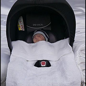 Simple plaid weave blanket in two sizes and car seat blanket