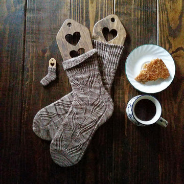 Tulip Leaves Socks
