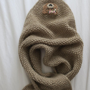 Happy Teddy Scarf + crochet applique