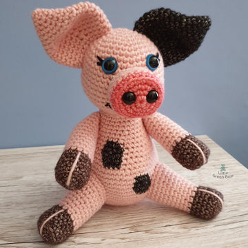 Polly the Piglet - UK Terminology - Amigurumi