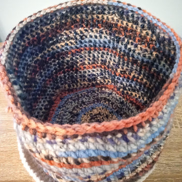 Sturdy Basket with Lid