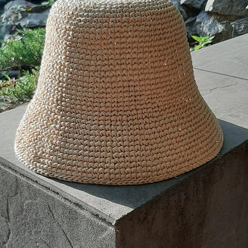 Bucket raffia hat Happy
