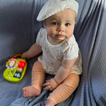 Dreamy Snowdrops Beret