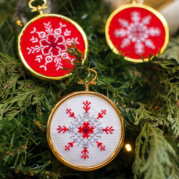 Vervaco Snowflakes (Set of 3) Cross Stitch Kit - 7cm