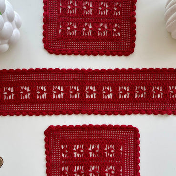 Christmas doily and table runner set