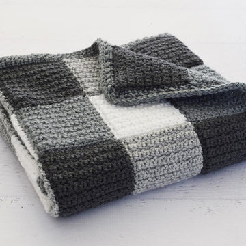 Farmhouse Gingham Blanket