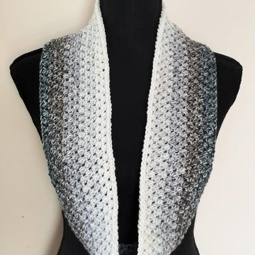 Cambridge Infinity Scarf