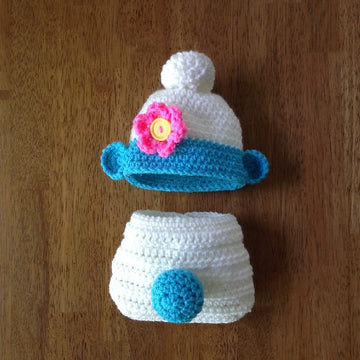 Newborn Hat and Diaper Set