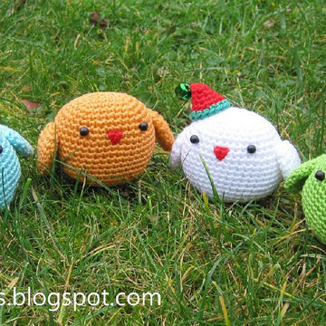 Four Seasons Birds Amigurumi Crochet Pattern