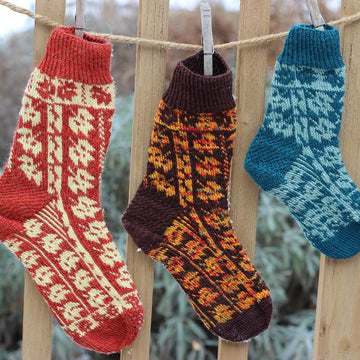 Mabon Leaves Socks