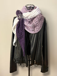 Flat Triangular Scarf "Galatea"
