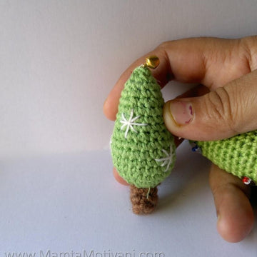 Crochet Christmas Tree Ornament Pattern Amigurumi Decorations