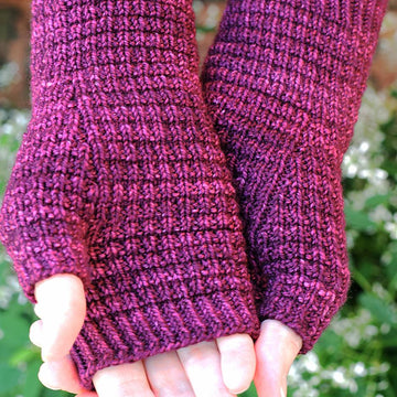 Woodmere Fingerless Mitts