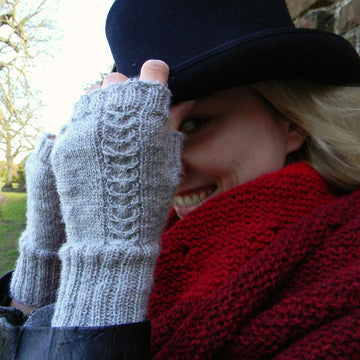 Dalston Fingerless Mittens
