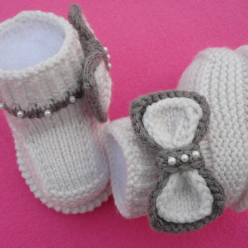 Knitted Baby Boots Pattern 0 - 12 months