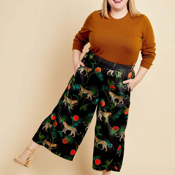Cashmerette Calder Pants & Short Pattern by Cashmerette CPP4102 - Paper Pattern, Size 12-32