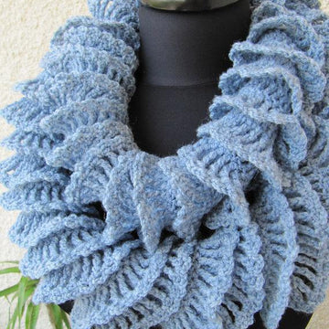 Double Ruffle Scarf Tutorial