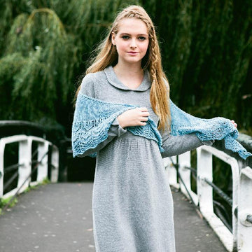 Molly shawlette