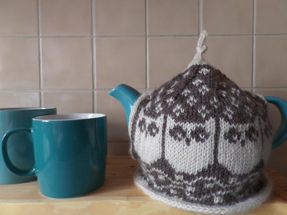 I Talk With The Moon Tea Cosy