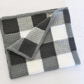 Farmhouse Gingham Blanket