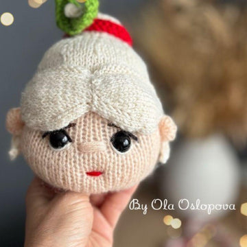 Mrs Claus knitting pattern
