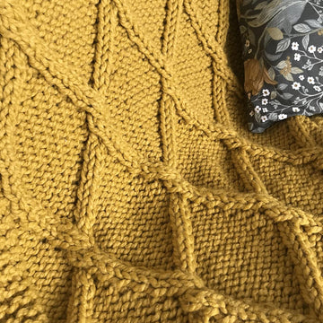 Trellis Cable Throw