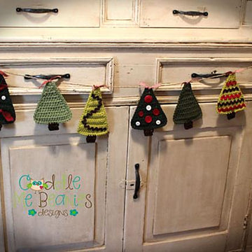 Holiday Tree Garland