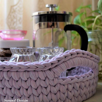Zpaghetti (t-shirt) yarn- purple tray with handles