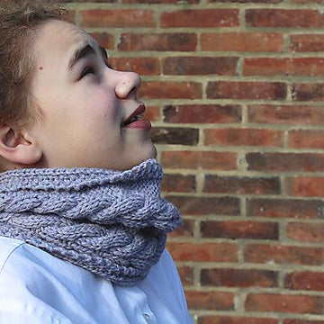 Corn Rows Cabled Cowl