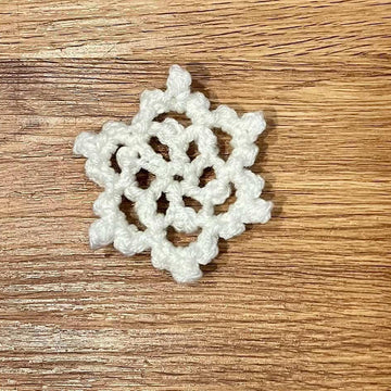 Lumi 10 snowflake