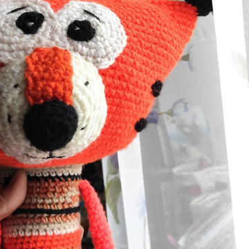 Scrap yarn Tiger
