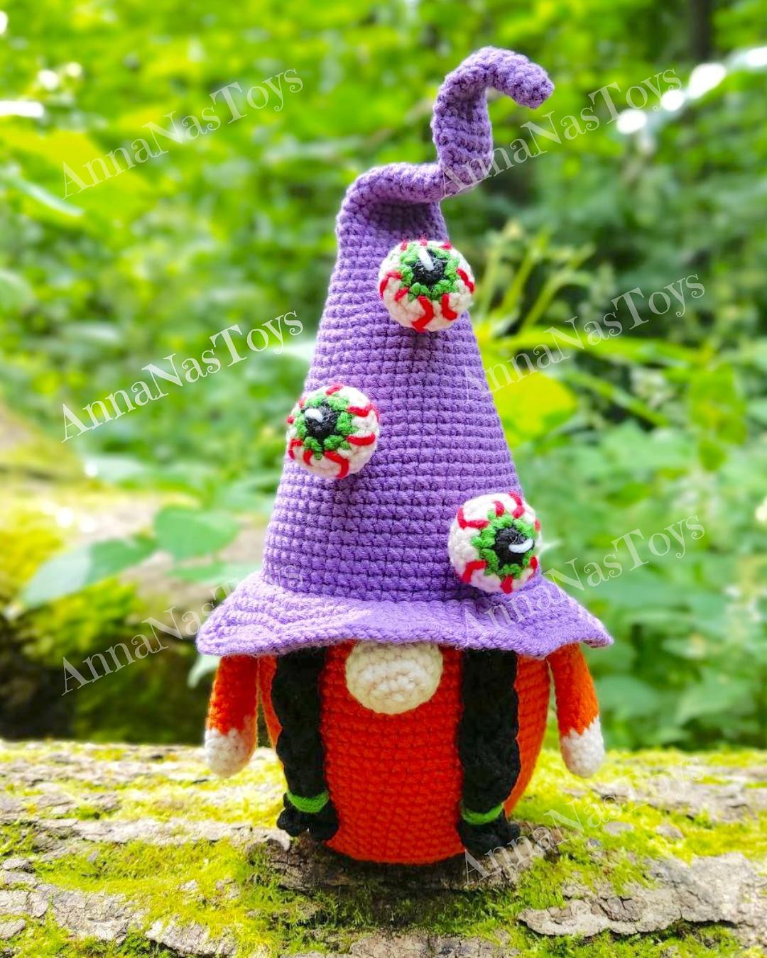 Witch with an eye