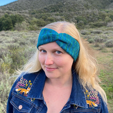 Do the Twist Headband