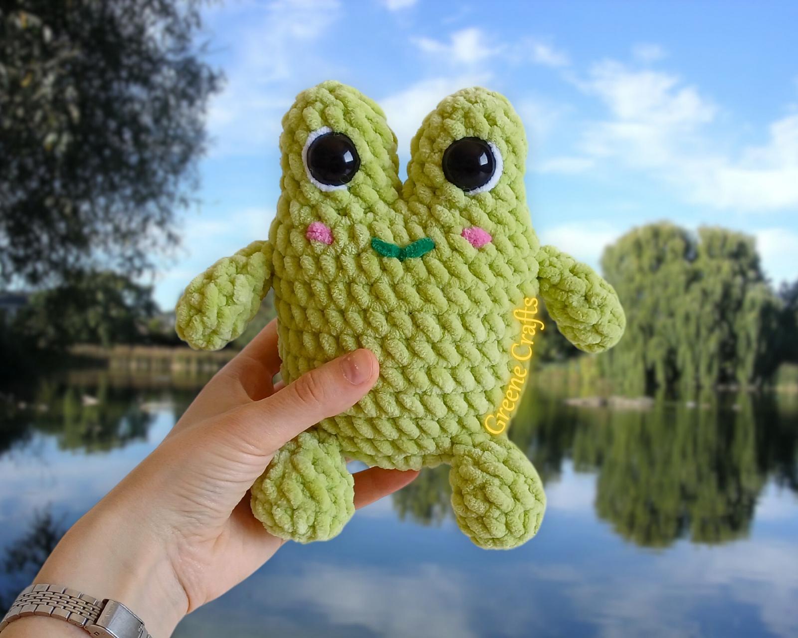 Chubby Frog Plush Toy (No Sew)