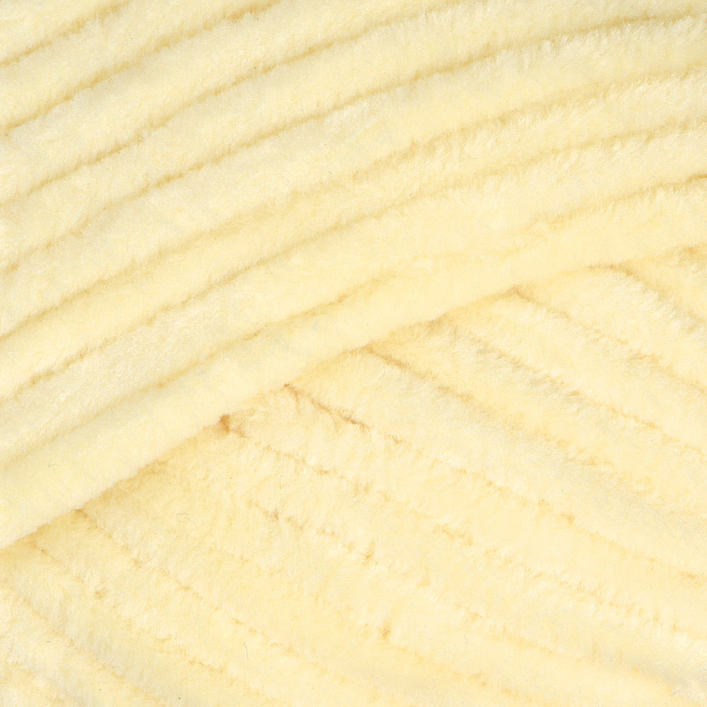 Universal Yarn Bella Chenille