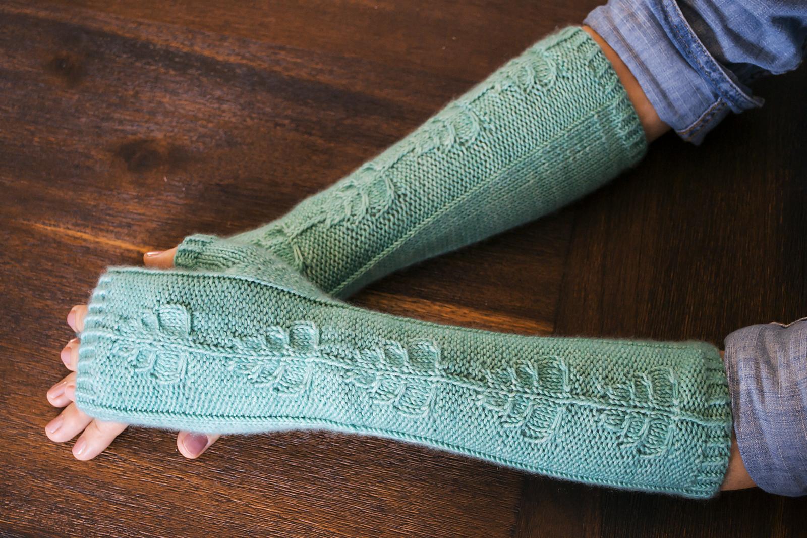 Sibirica fingerless mittens