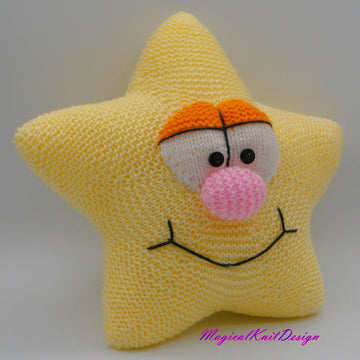 The happy Star pillow Magicalknit