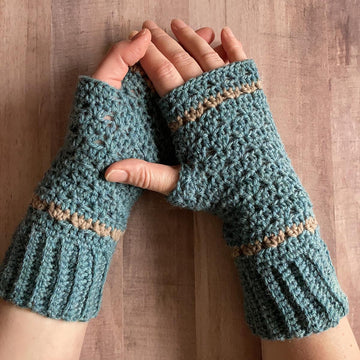 Gingerbread mitts